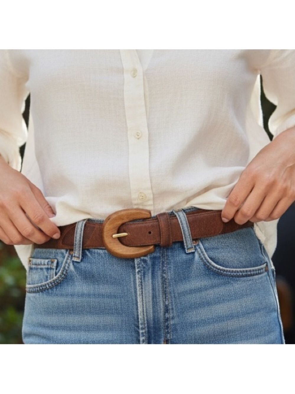 VTG LIZ CLAIBORNE BROWN 1.5" WIDE LEATHER & SUEDE BELT W A WOODEN BUCKLE SZ L - Picture 1 of 10